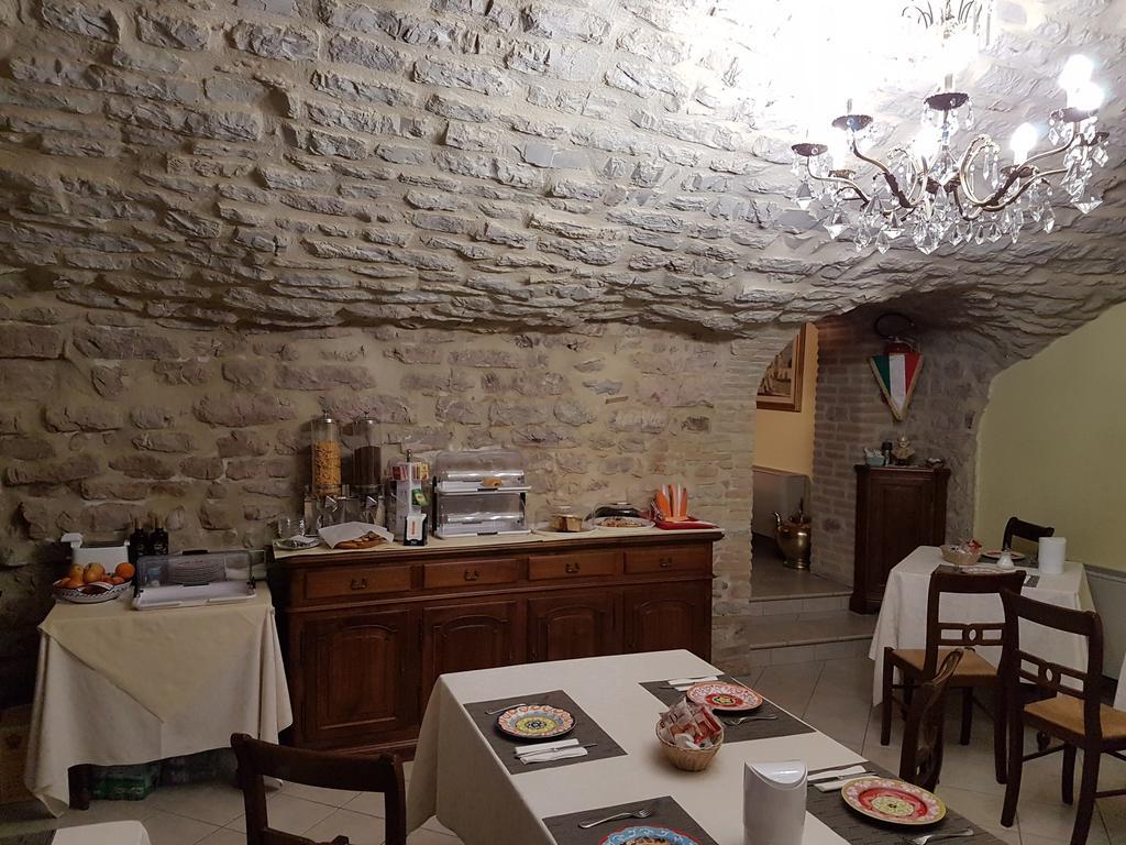 Hotel Ponte San Vittorino Assisi Kültér fotó
