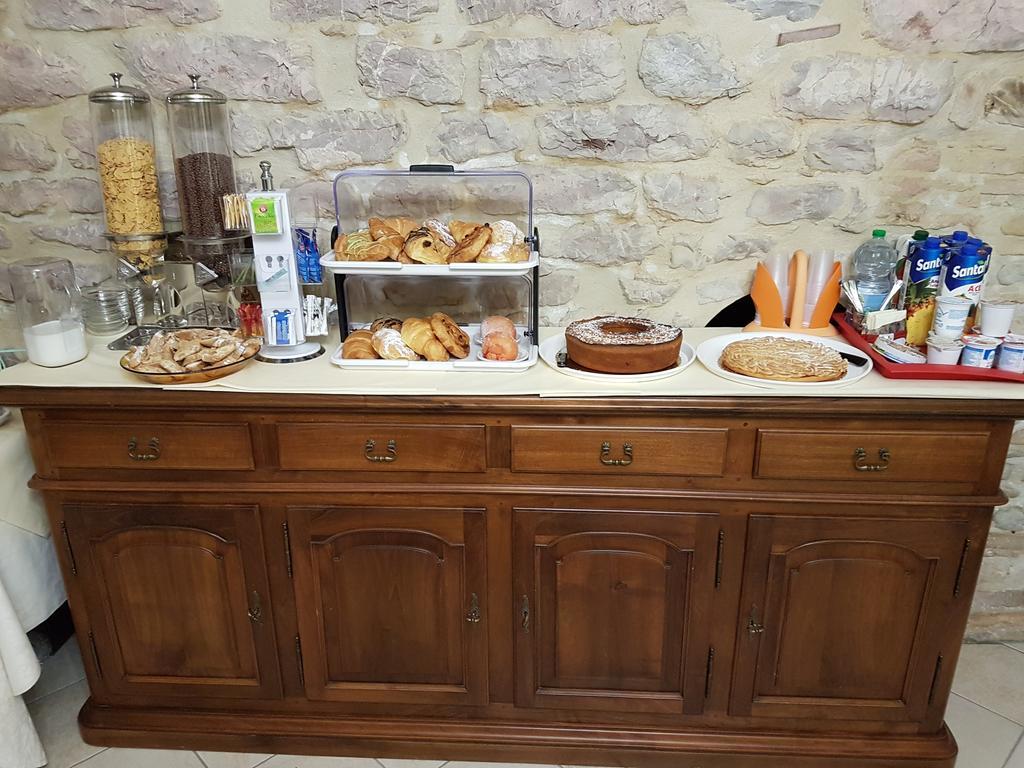 Hotel Ponte San Vittorino Assisi Kültér fotó