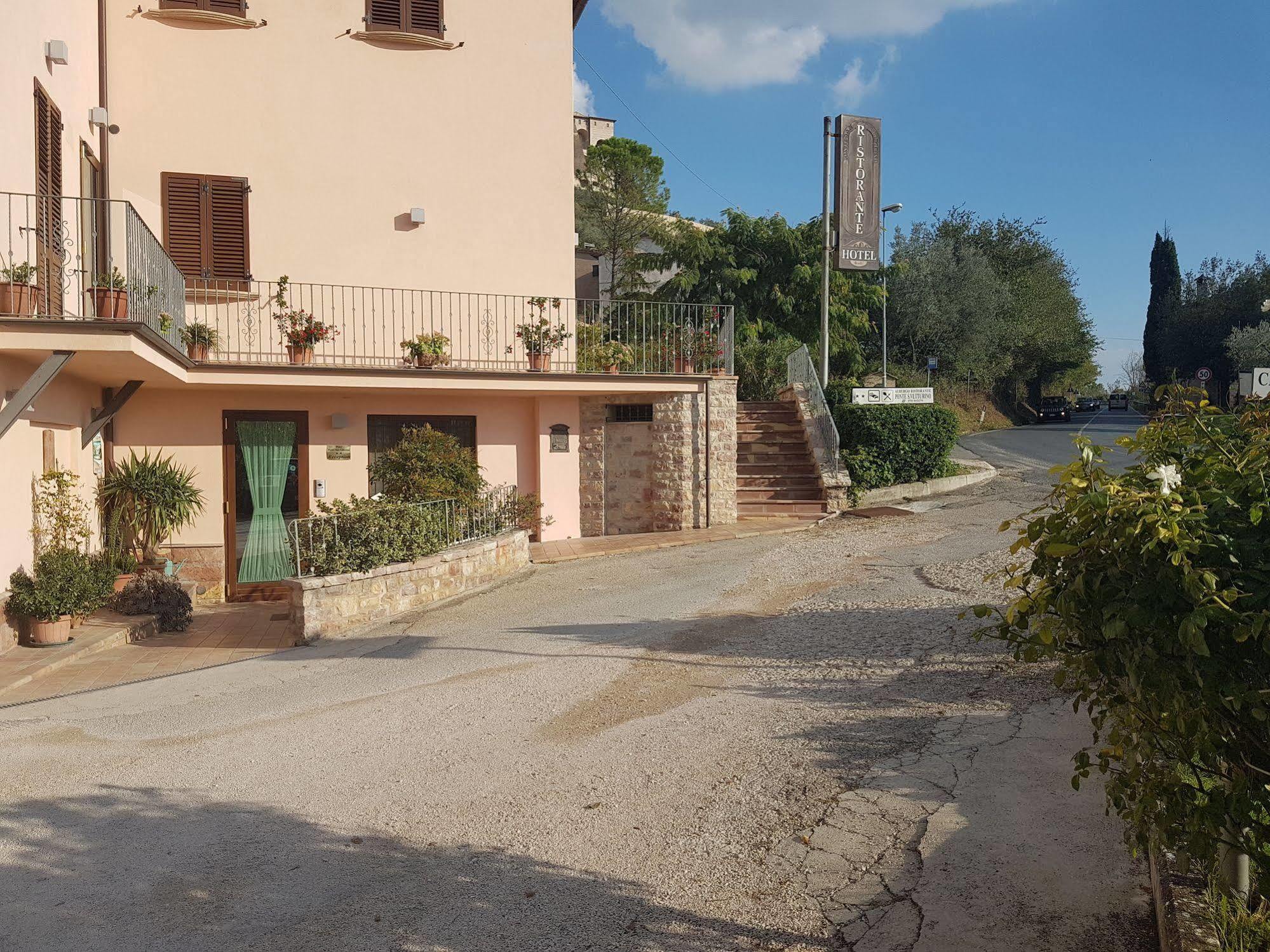 Hotel Ponte San Vittorino Assisi Kültér fotó